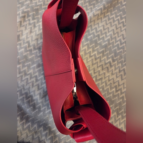 Danier Red Leather Handbag - Picture 6 of 8